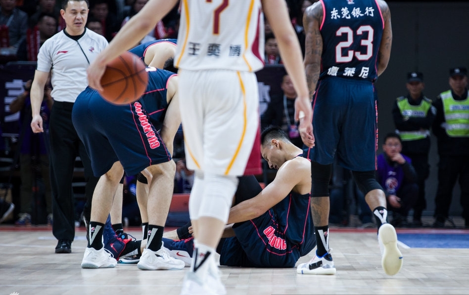  拉齐奥核心伤退，恐缺席关键战役  